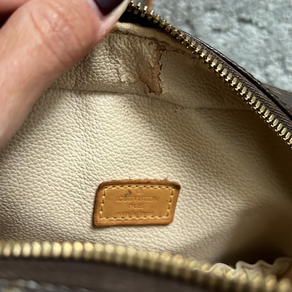 Louis Vuitton spontini square monogram crossbody bag - Picture 9 of 14